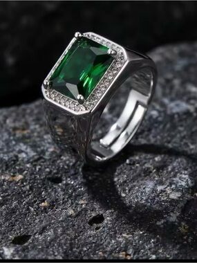 S925 stamp and Green Stone Men's Ring